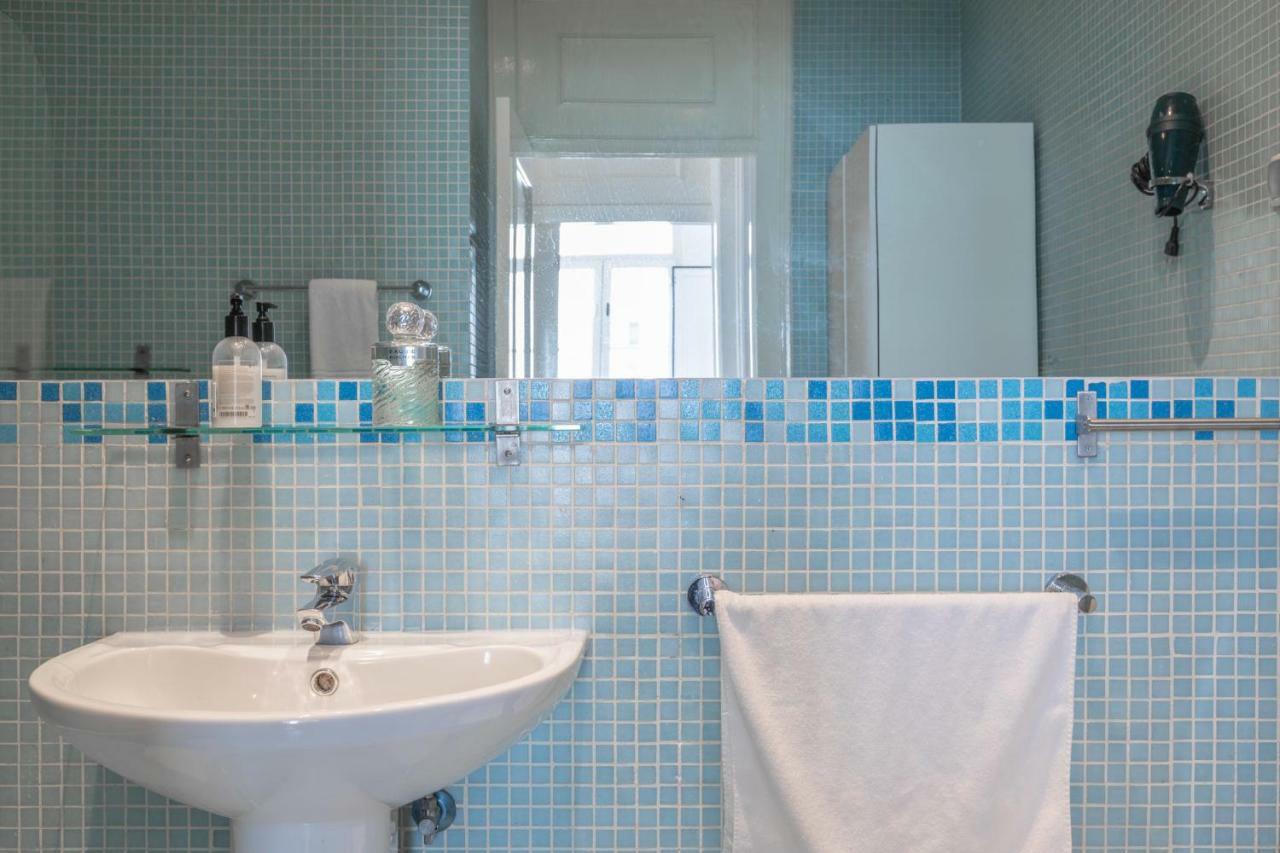 Fantastic Family Apartment In Estrela Lisboa Екстериор снимка